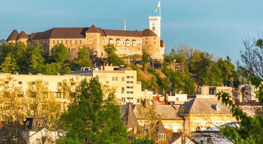 Urban Homy Ljubljana Bed & Breakfast Ngoại thất bức ảnh